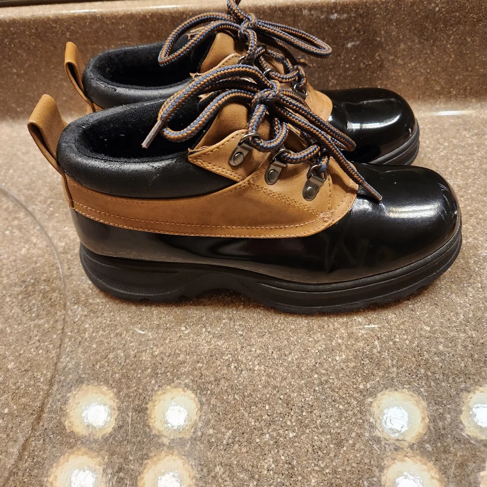 Judith Sport Low Ankle Duck Boots Black Tan Rain Snow Waterproof Size 6